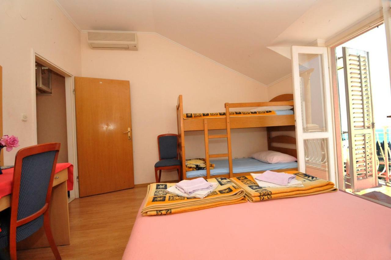 Banana Guest house